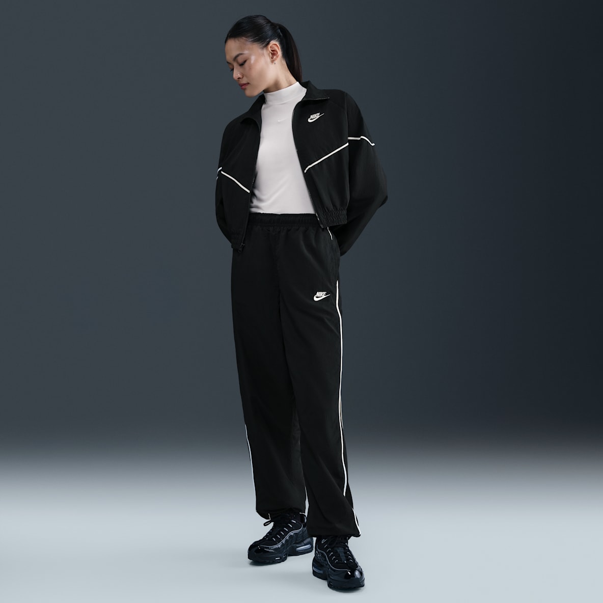 ナイキ　ウィンドランナー　ジャージ　セットアップ　Sサイズ NIKE（ナイキ）の「《セットアップ対応商品》ナイキ スポーツ